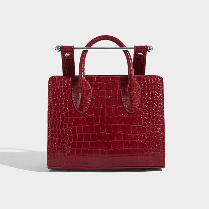 2025 Summer New Fashion Handbag, Niche Large Capacity High-End Single Shoulder Crossbody Crocodile Pattern Small Square Bag красный