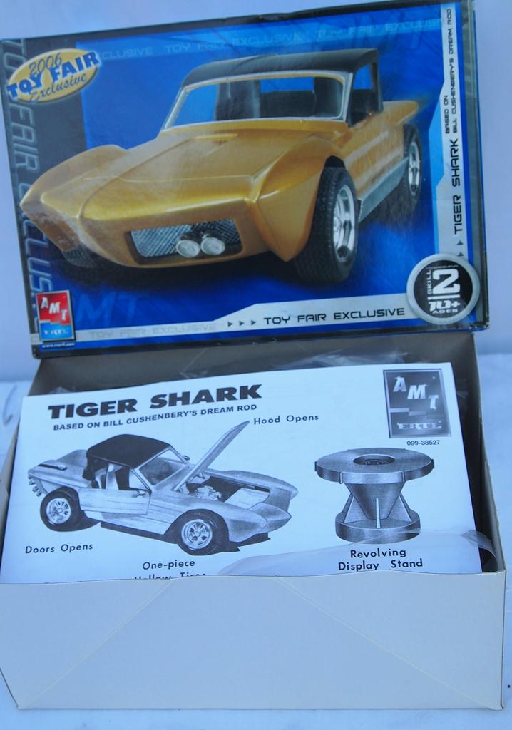 AMT38527 1/25 Tiger Shark TOY FAIR 2006 (AMT)