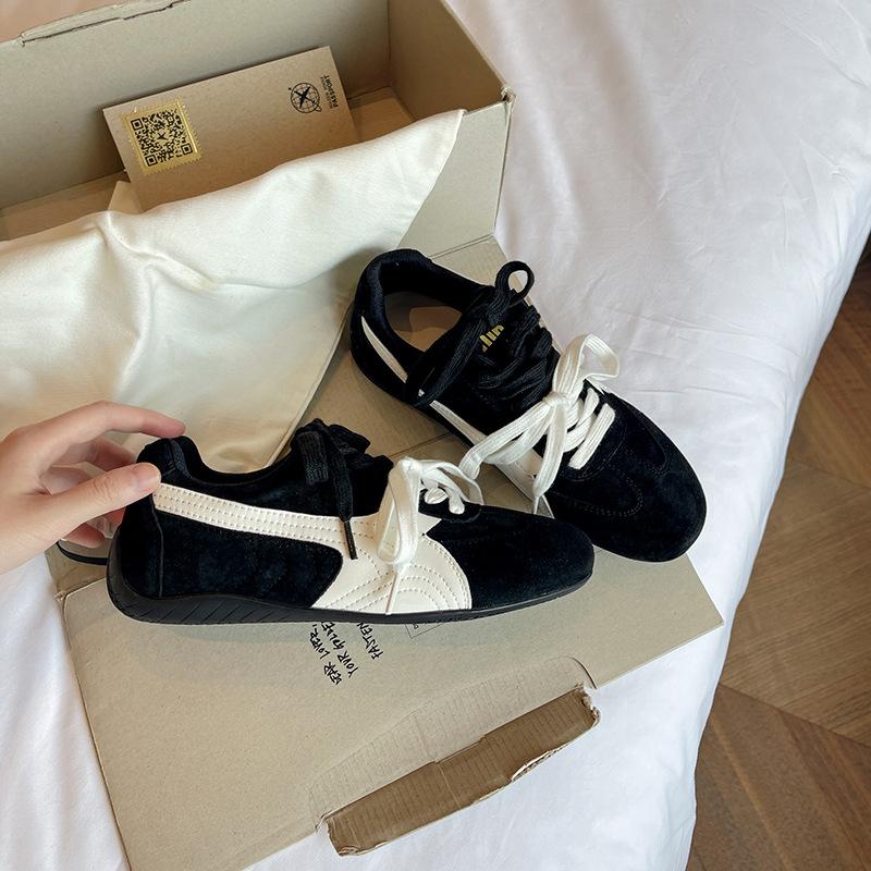 Rose Has the Same Joint Leather German Training Shoes for Women's 2025 New Retro Forrest Gump Racing Car Height-increasing Sports and Leisure Shoes