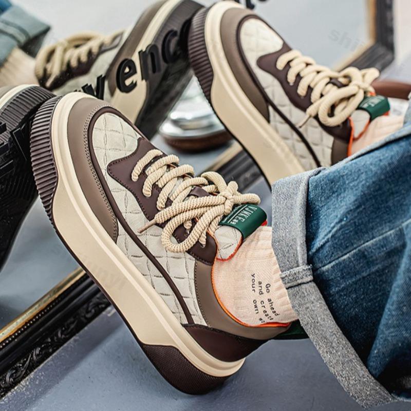 Fashion 2025 Spring New Men's Low Top Fashion Trend Casual Shoes Comfortable Thick Soled Sports Shoes Low Top Non slip Platform sneakers