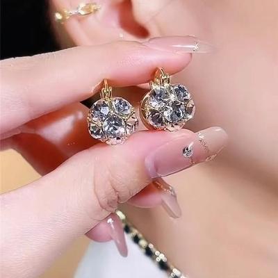 Elegante Retro Doppelseitige Diamant-Perlen-Ohrringe: Schickes Allround-Design für Damen