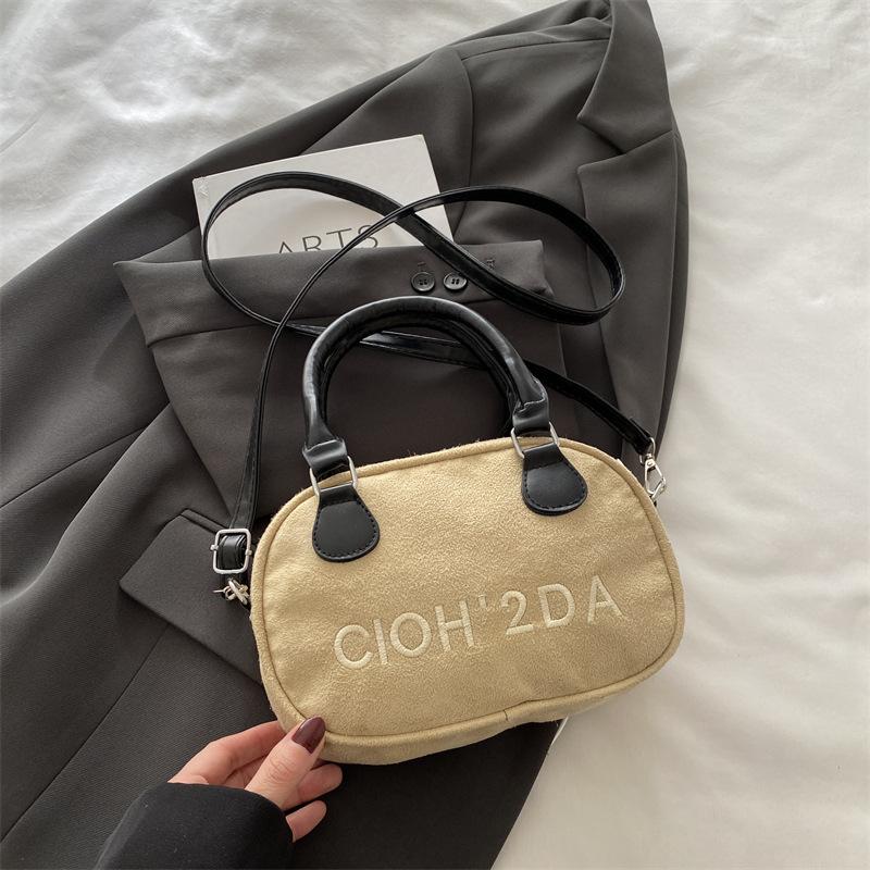 

Женская однотонная простая сумочка 2025 сумка через плечо кроссбоди популярная женская сумка для боулинга