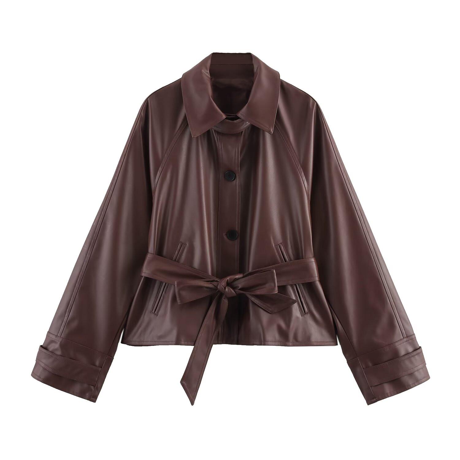 

Женская приталенная куртка из искусственной кожи на весну/лето 2025 года с поясом на талии и отложным воротником. Medium темно-коричневого