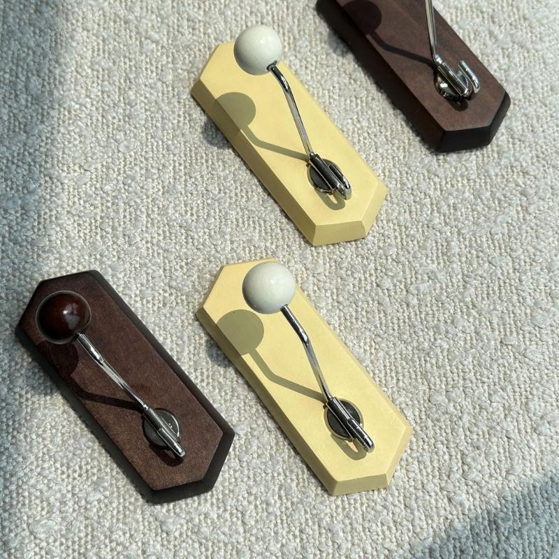 Without Drilling Magnetic Mounting Hook With Sturdy Wood Finish Ideal for Refrigerator Door Organizing