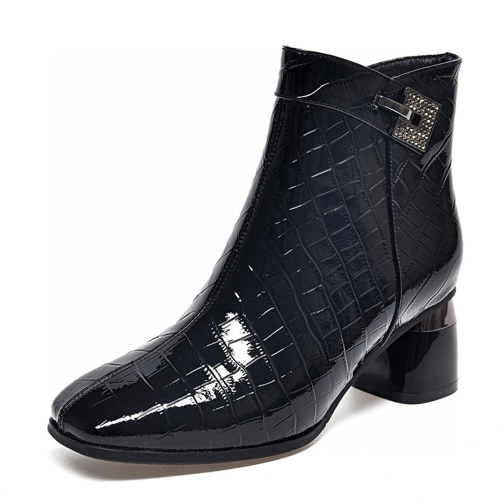 Fashion boots women's boots 2025 autumn and winter new European and American style temperament short boots round head high heel cow patent leather