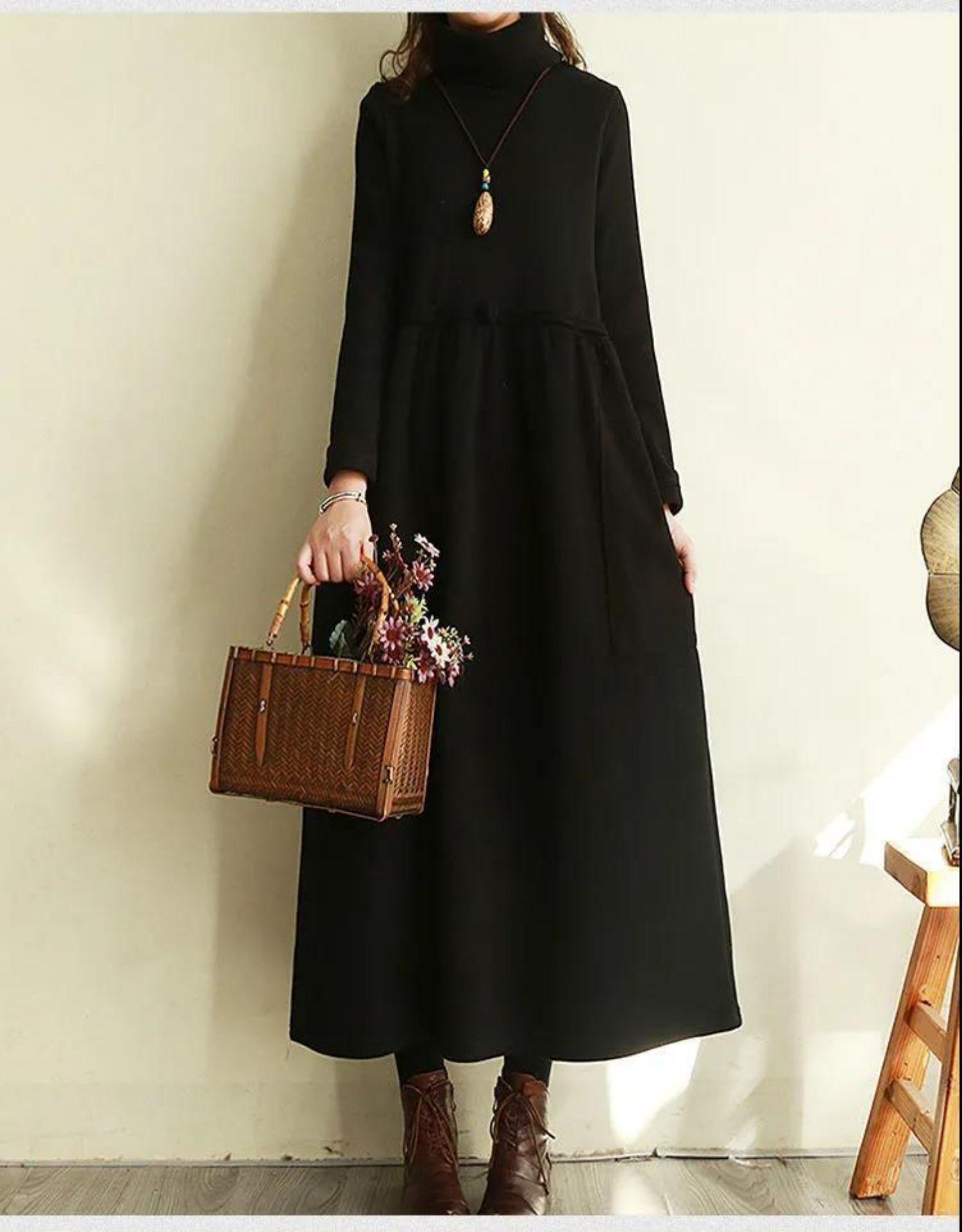

Retro Artistic Plus Size High-Neck Fleece-Lined Skirt Dress: Versatile, Warm, and Loose-Fit for Spring and Autumn. 4XL for 165-200 kg