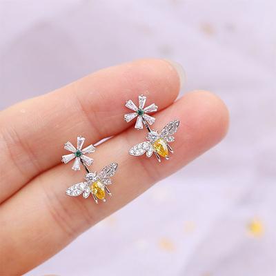Orecchini a Bottone da Donna a Forma di Fiore e Ape Carini ed Eleganti Colore Oro/Argento Festa Uso Quotidiano Regalo per Fidanzata Gioielli alla Moda
