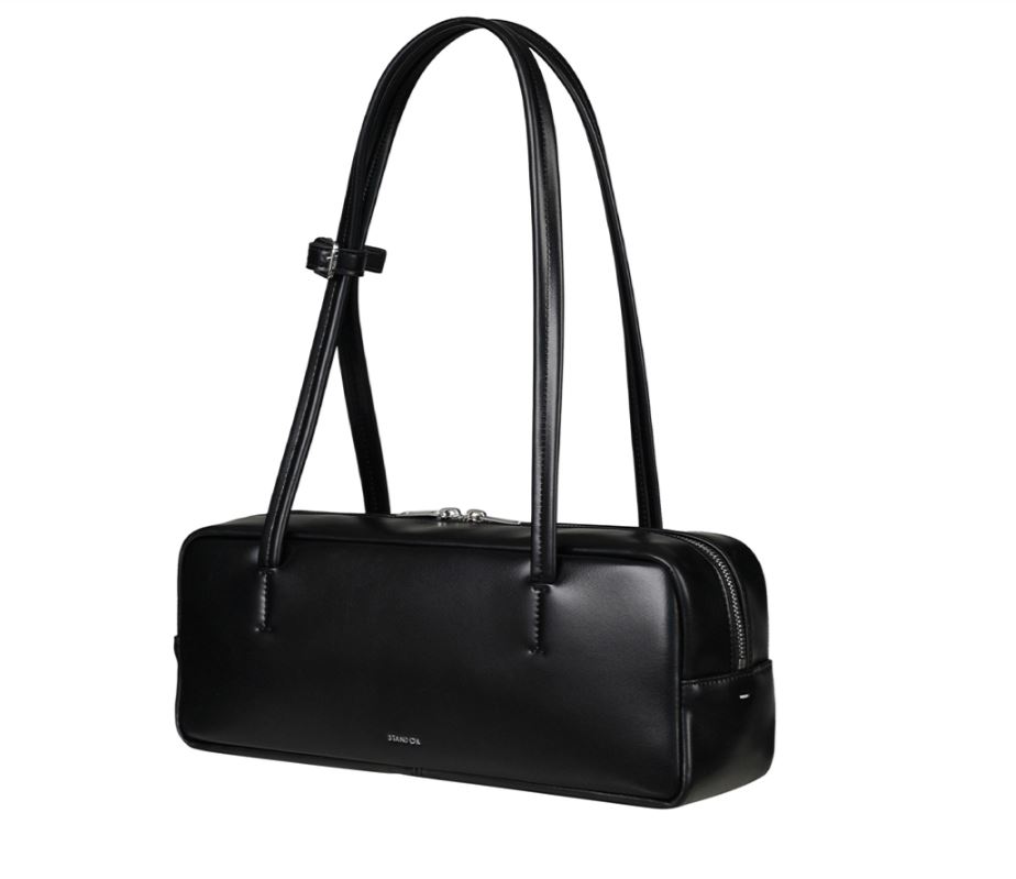 

STAND OIL More Baguette Bag / Black
