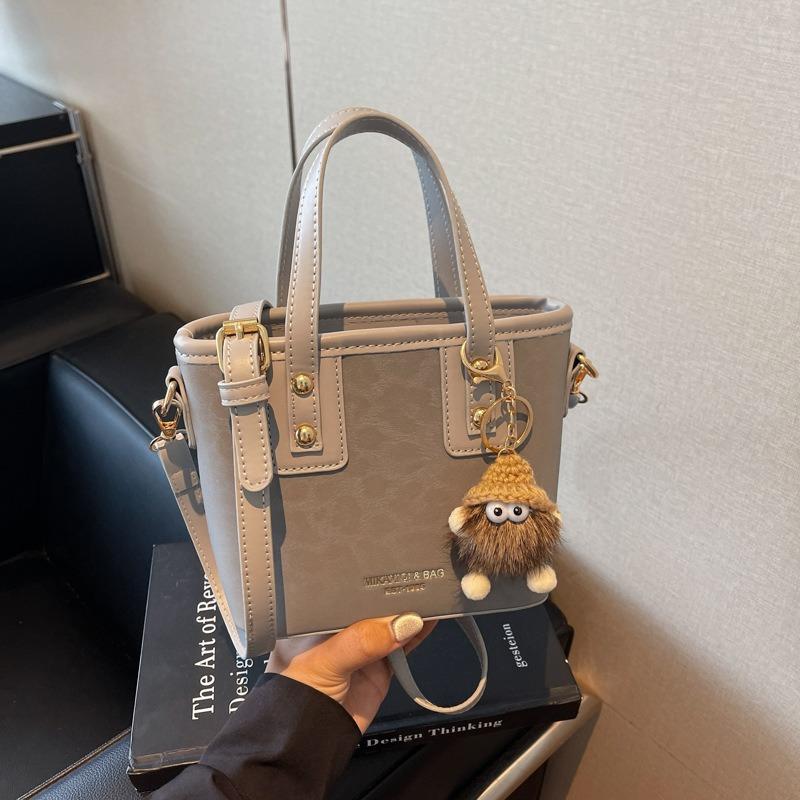 Hand Carry Simple and Versatile Bucket Bag Women's New Trend Fashion Niche Design Crossbody Small Square Bag