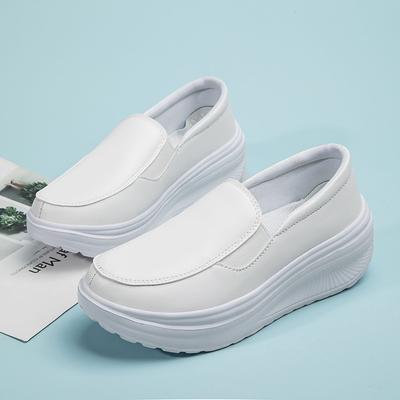 Fashion New Thick Sole Shake Shoes Women's Sports Shoes Nurse Shoes Slope Heels and Matsuke Shoes