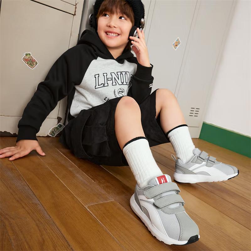 Li Ning Kids Fashion Comfortable Non-Slip Wear-Resistant Rebound Low-Top Casual Shoes Kids Casual Shoes Gray White YKAP148-23
