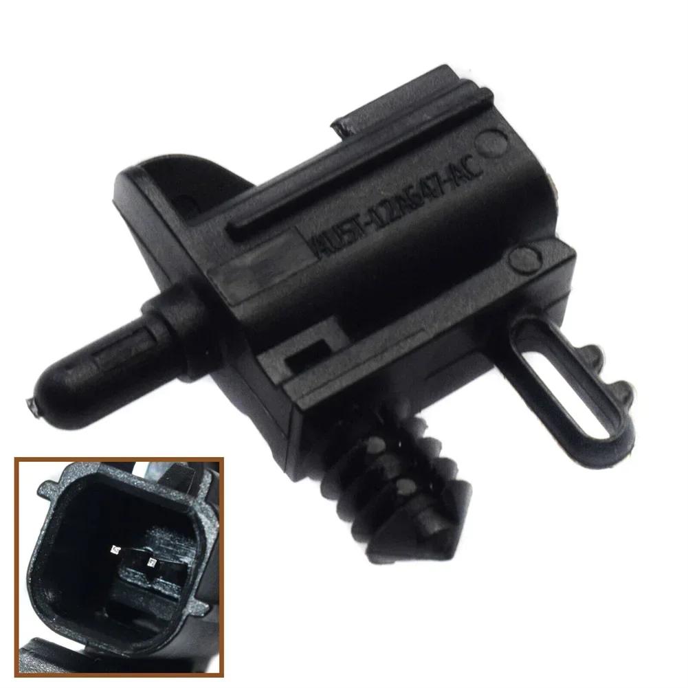 For Ford Fusion F-150 Ambient Air Temperature Sensor AU5Z12A647B,AU5T-12A647-AC Car Accessories High Quality Temperature Sensors