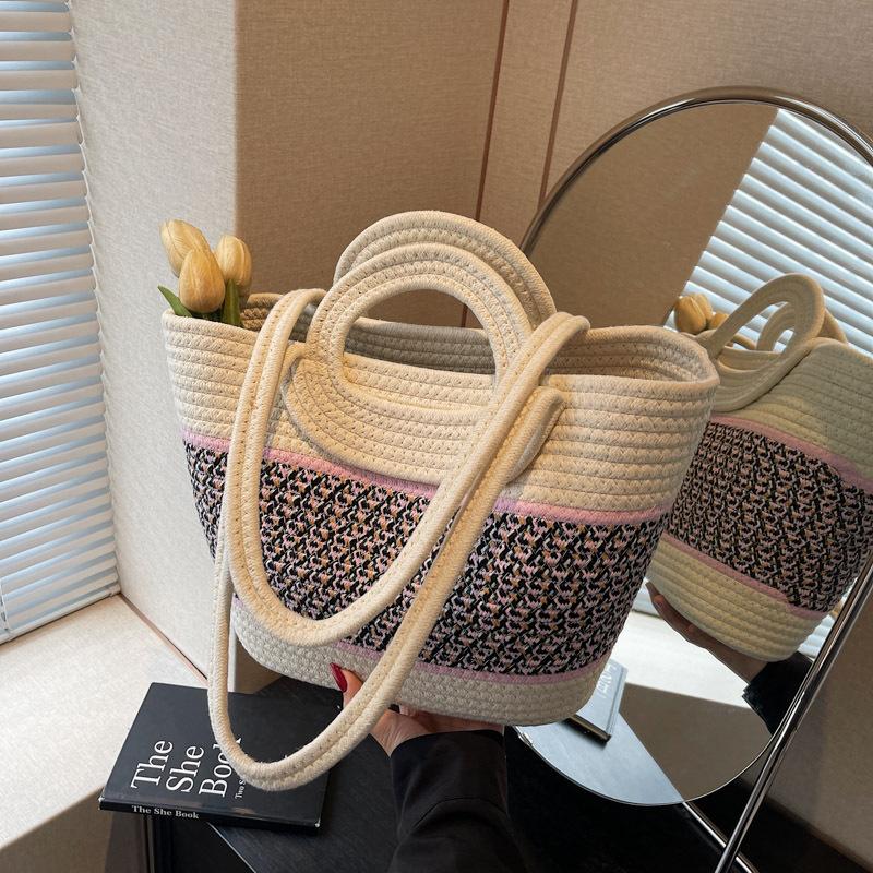 Large capacity woven bag women's new shoulder handbag commuter beach hand bucket bag