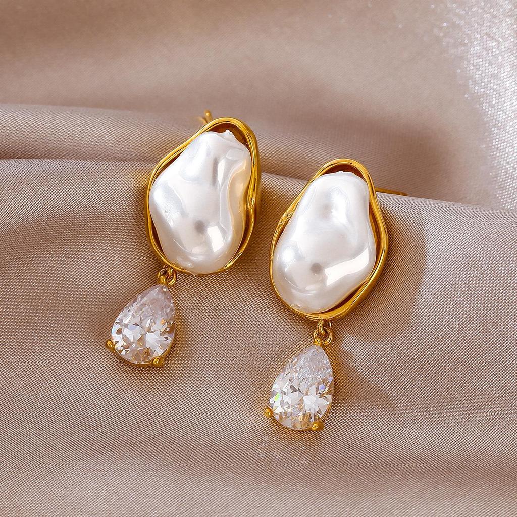 Elegant Teardrop Pearl Earrings: Versatile Korean Fashion with Zircon Inlay