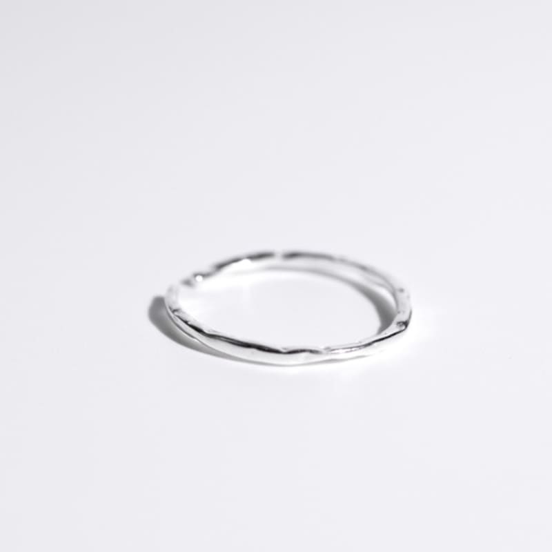 Kiee Oshimu (Silver 925) 010 Skinny Crunch Open Ring