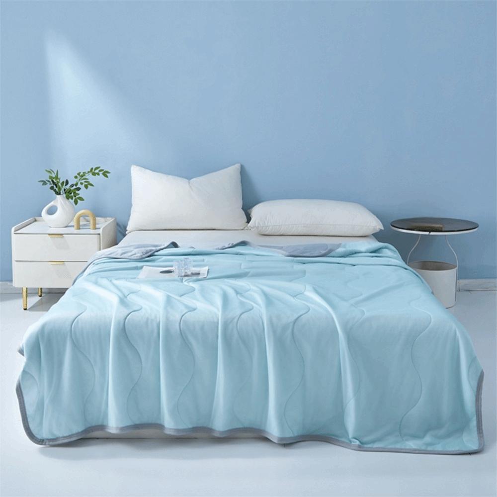 Solid Color Summer Ice Silk Quilted Quilt Thin Breathable Cooling Blanket Throw Blanket Dormitory