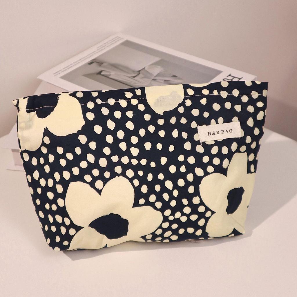 Assorted Floral Makeup & Skincare Travel Bag - Portable & Stylish for Organizing Essentials