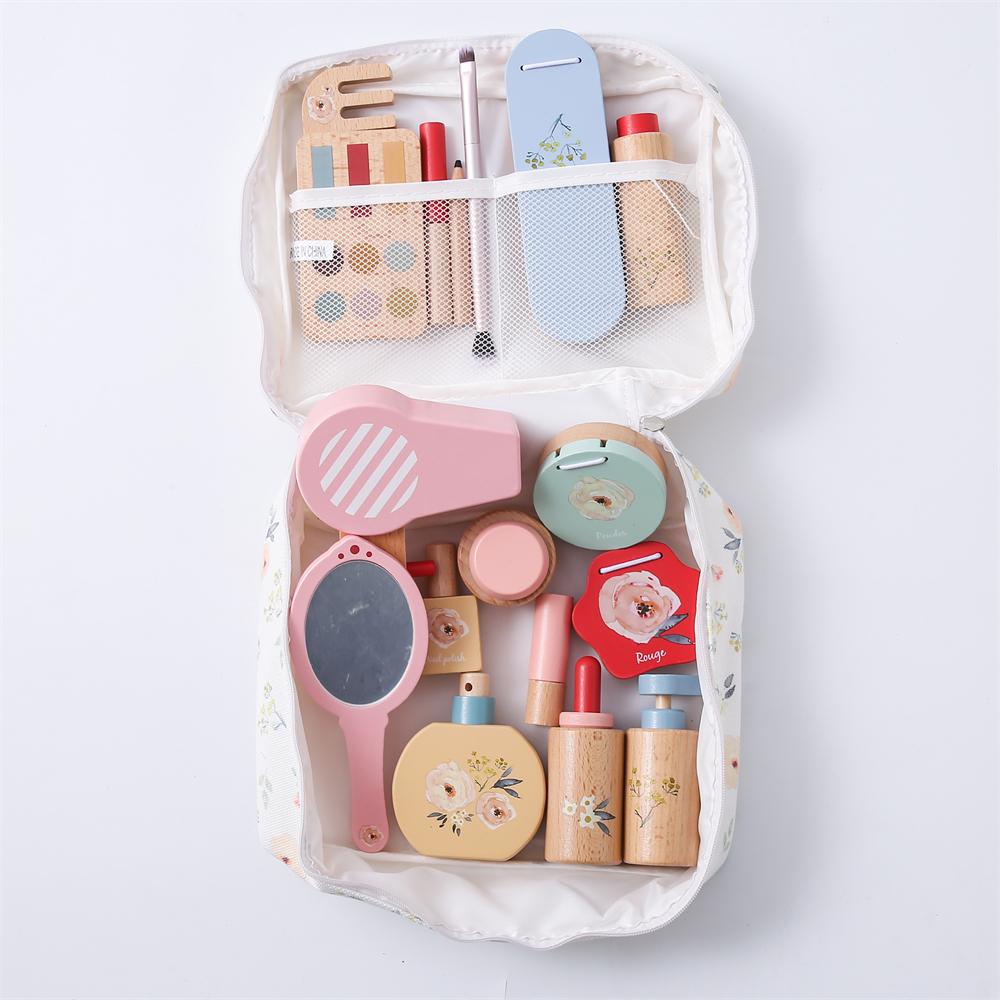 Baby Wooden Pretend Play Makeup Toys Simulation Cosmetics Set Girls Play House Hairdressing Simulation Make Up Preschool Toys