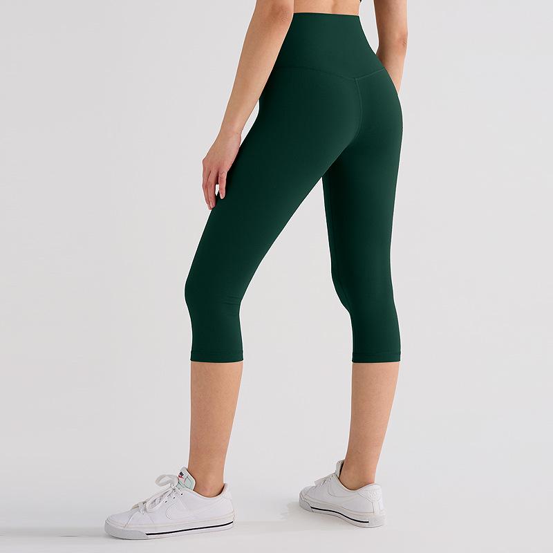 Naked Feeling Yoga Pants: No Crotch Bite, Moisture-Wicking, High Elasticity, Women's 7/8 Length, Perfect for Running and Cycling Fitness.