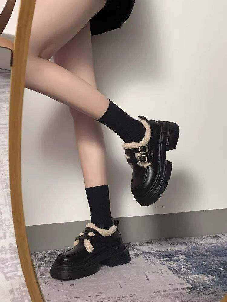 Fleece platform small leather shoes for women 2025 winter new retro British style high-heeled plush loafers for women