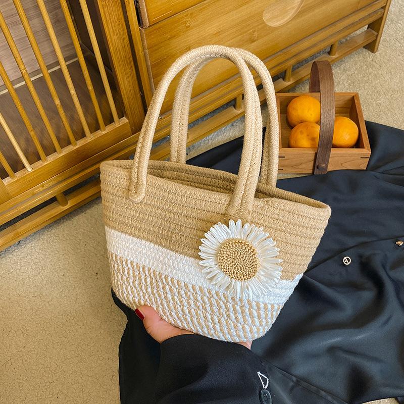 

Handwoven bag women s 2025 new ethnic style straw woven bag Mori beach seaside large-capacity vegetable basket bag