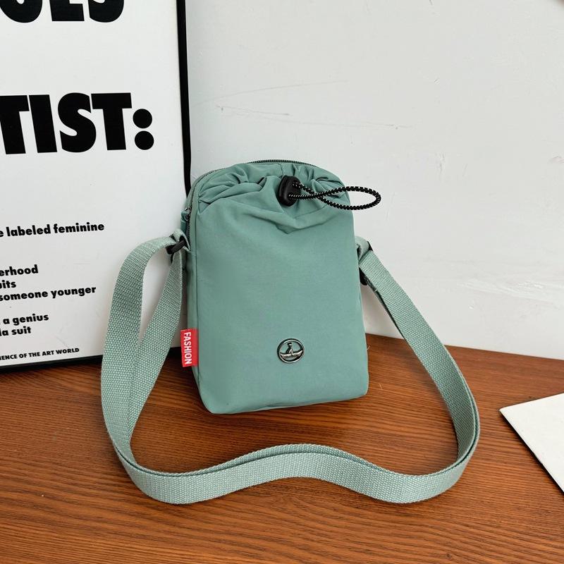 

Bag Women s Casual Pumping Belt Mobile Phone Bag Fashion New Anti-splashing One Shoulder Fashion Vertical Crossbody Bag светло-зеленый