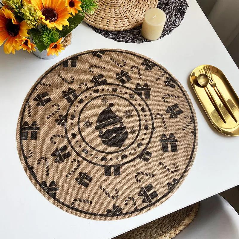 Retro Christmas Jute Placemat Round Printed Woven Dining Table Mat with Wool Ball Heat-Resistant Home Decorative Coffee Cup Mats