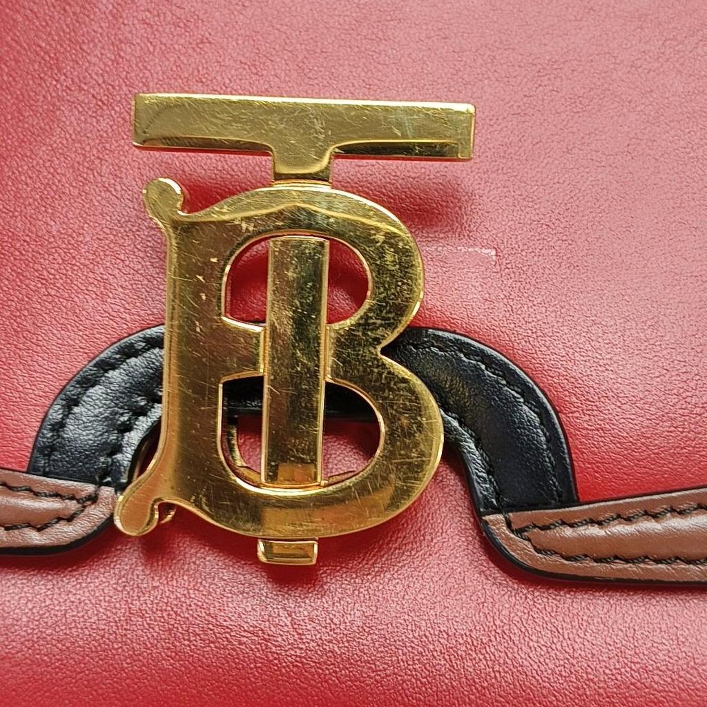 [Pre-Owned] Tb Small Red Leather Shoulder Bag With Gold Hardware - Very Good #N7WZMS