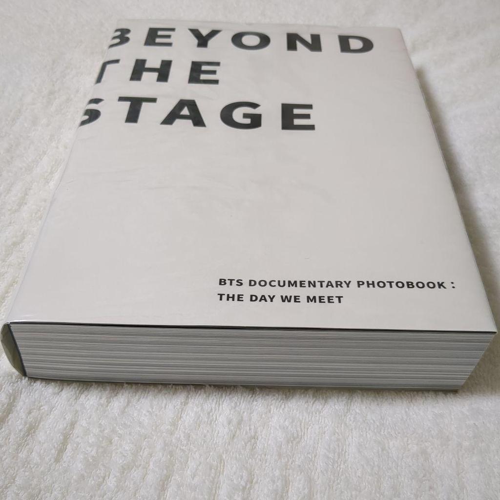 [USED] BEYOND THE STAGE BTS Photobook with Bonus Sticker