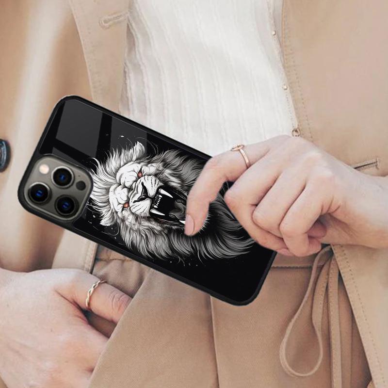 Fierce Lion with Blue Eyes Pattern Magnetic Phone Case For APPLE iPhone 17 Air 16 14 13 12 Pro Max 15 Plus With MagSafe Cover