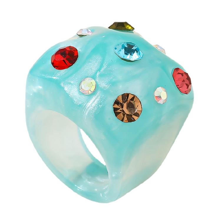 Contemporary Resin Cocktail Ring Featuring 3D Wrinkled Design And Brilliant Crystal Embellishments Finger Accessory