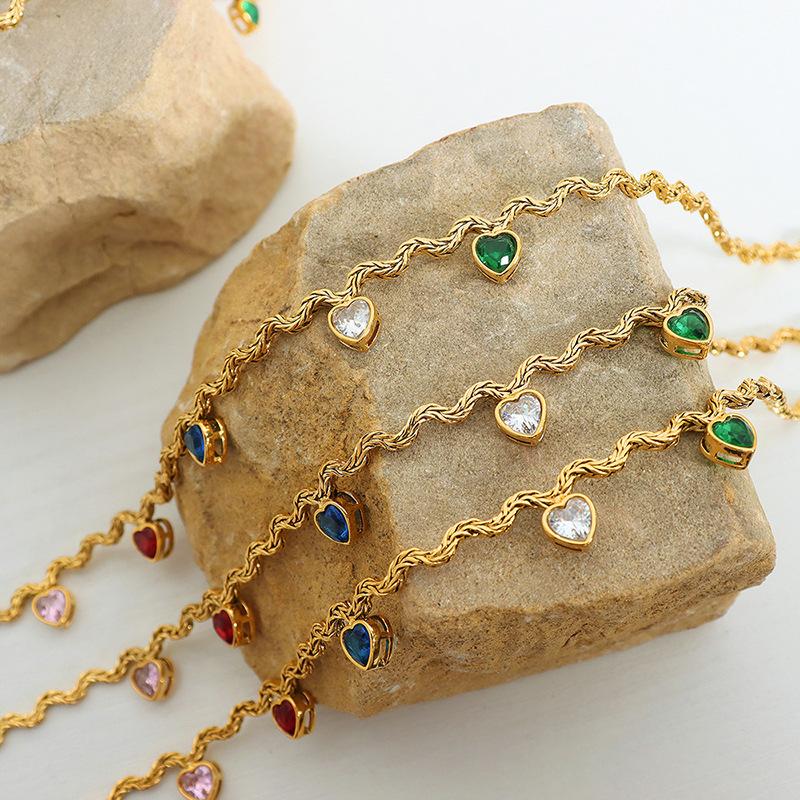1 Pc Fashion Versatile Colorful Zirconia Love Shape Color Clashing Geometric Irregular Shape Necklace Collarbone Necklace Female