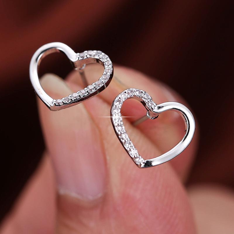 Elegant Rhinestone Heart Stud Earrings - Simple Metal Jewelry for Women