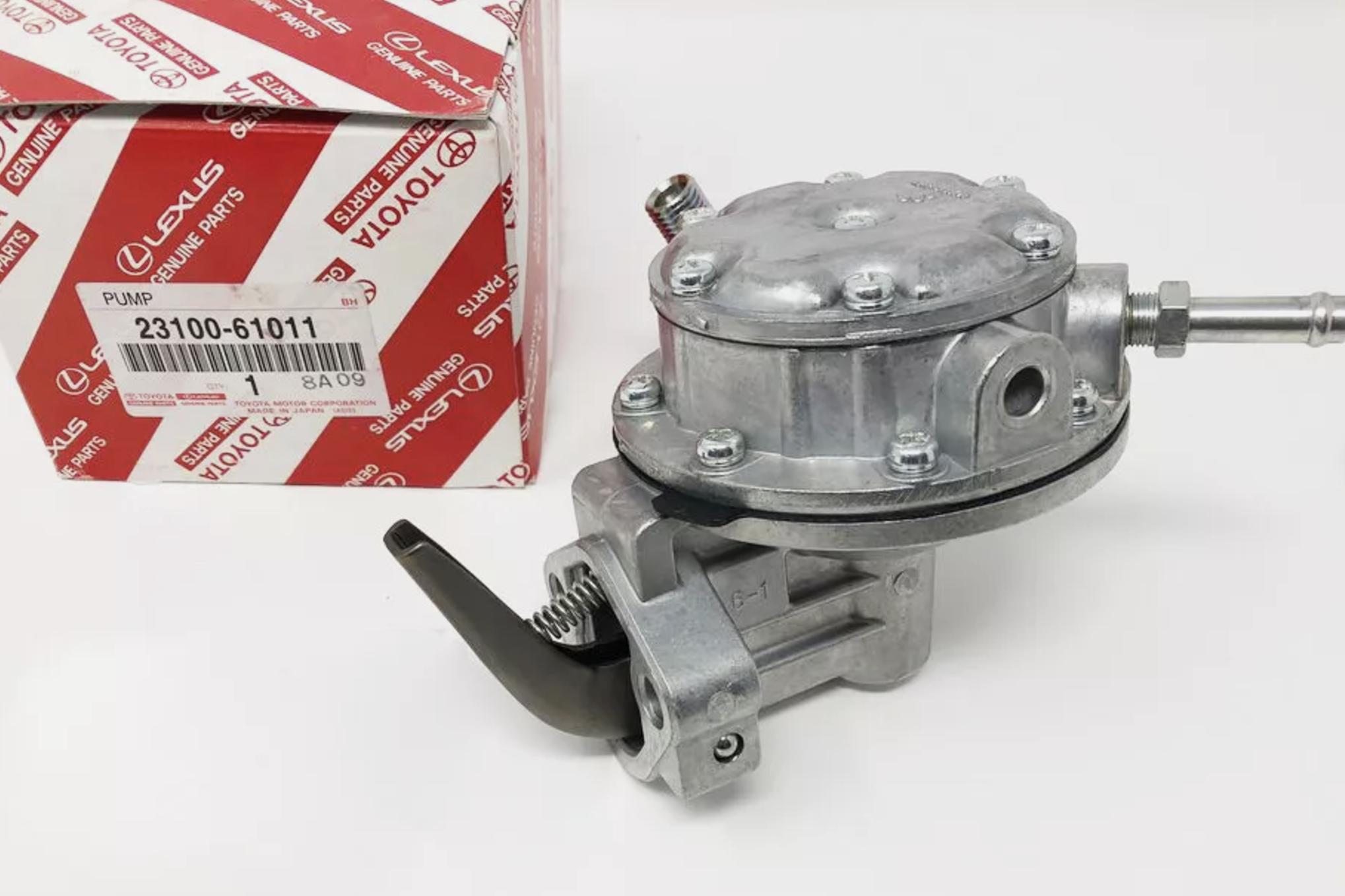 

TOYOTA Genuine LAND CRUISER Mechanical Fuel Pump Assy 23100-61011