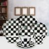 Piatto piano in ceramica a scacchi bianco e nero Tazza da caffè e piattino in bone china Piatti per cibi occidentali Stoviglie eleganti per la casa Tazza