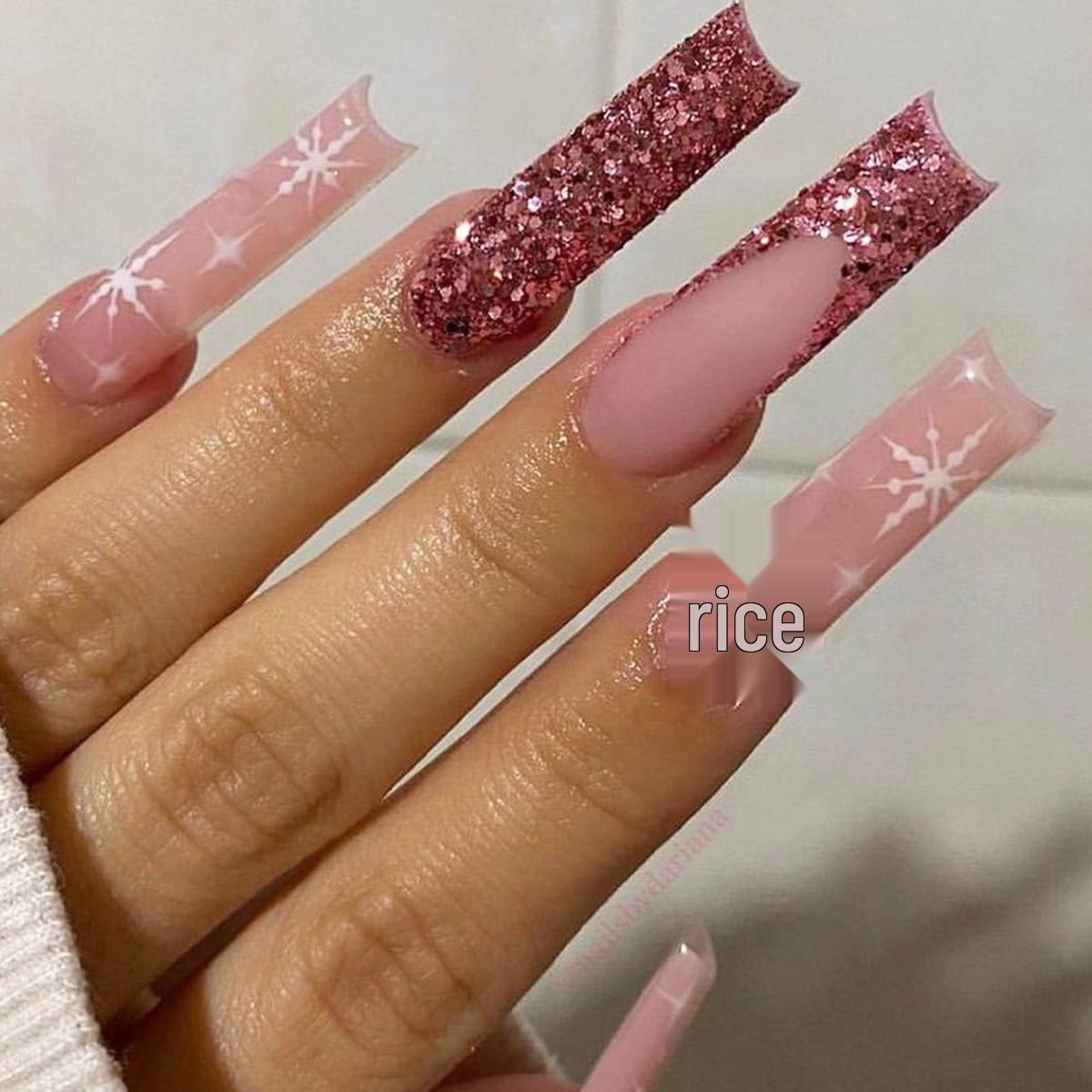 

24-Piece Box: Waterproof Removable Nude Pink Snowflake Fake Nails