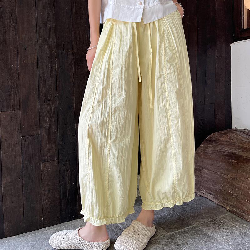 Women's Summer High-Waisted Yellow Flower Bud Lace Lantern Pants - Casual, Loose, Slimming, Nine-Point Length.