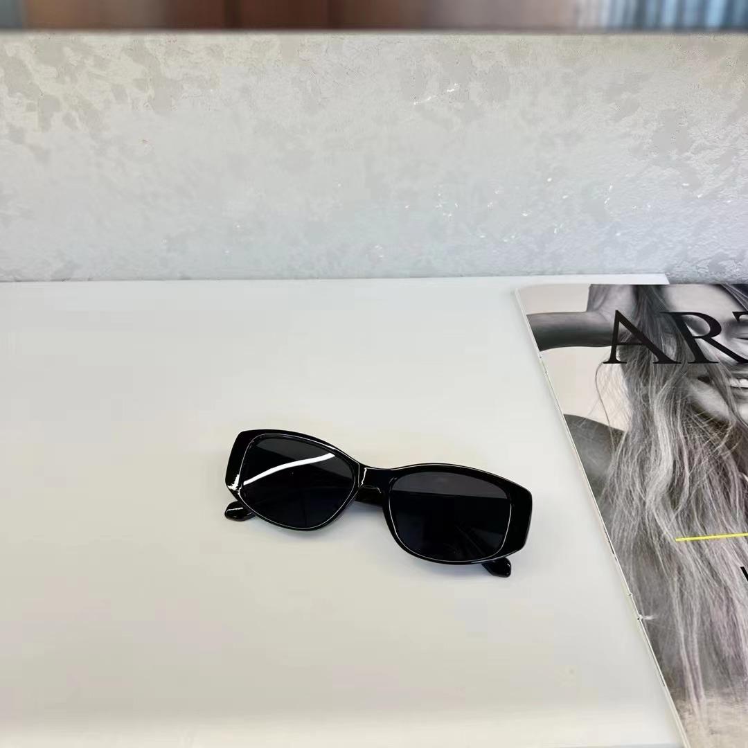 

TR90 Material Fashion Sunglasses Women Cool Sweet Style High Quality UV Protection Sun Glasses for Women Men