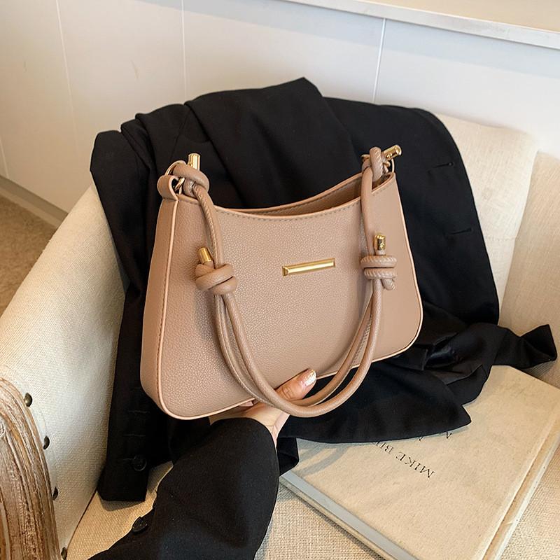 Trendy 2024 Autumn Season Stylish High-quality Women's Moon Bag With Elegant Design