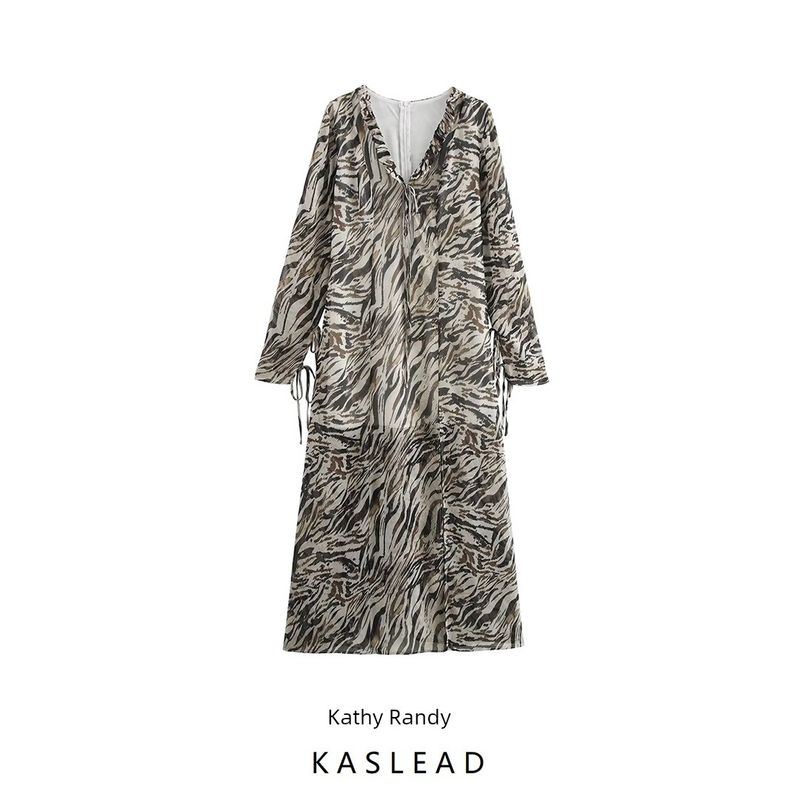Kaslead New Arrival Women's Clothing Fashion Style Fashion Loose Animal Pattern V-neck Ruffled Long Sleeves Dress
