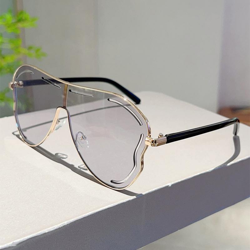 Oversized One-Piece Sunglasses Women Big Frame  Luxury Brand Vintage Special-Shaped Sun Glasses For Ladies Goggles UV400