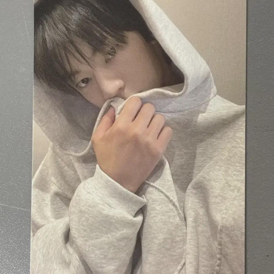 Tours Dohun Photocard
