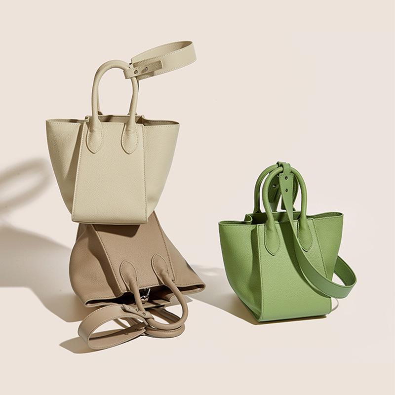 2024 Spring/Summer Women's Genuine Leather Winged Bucket Bag