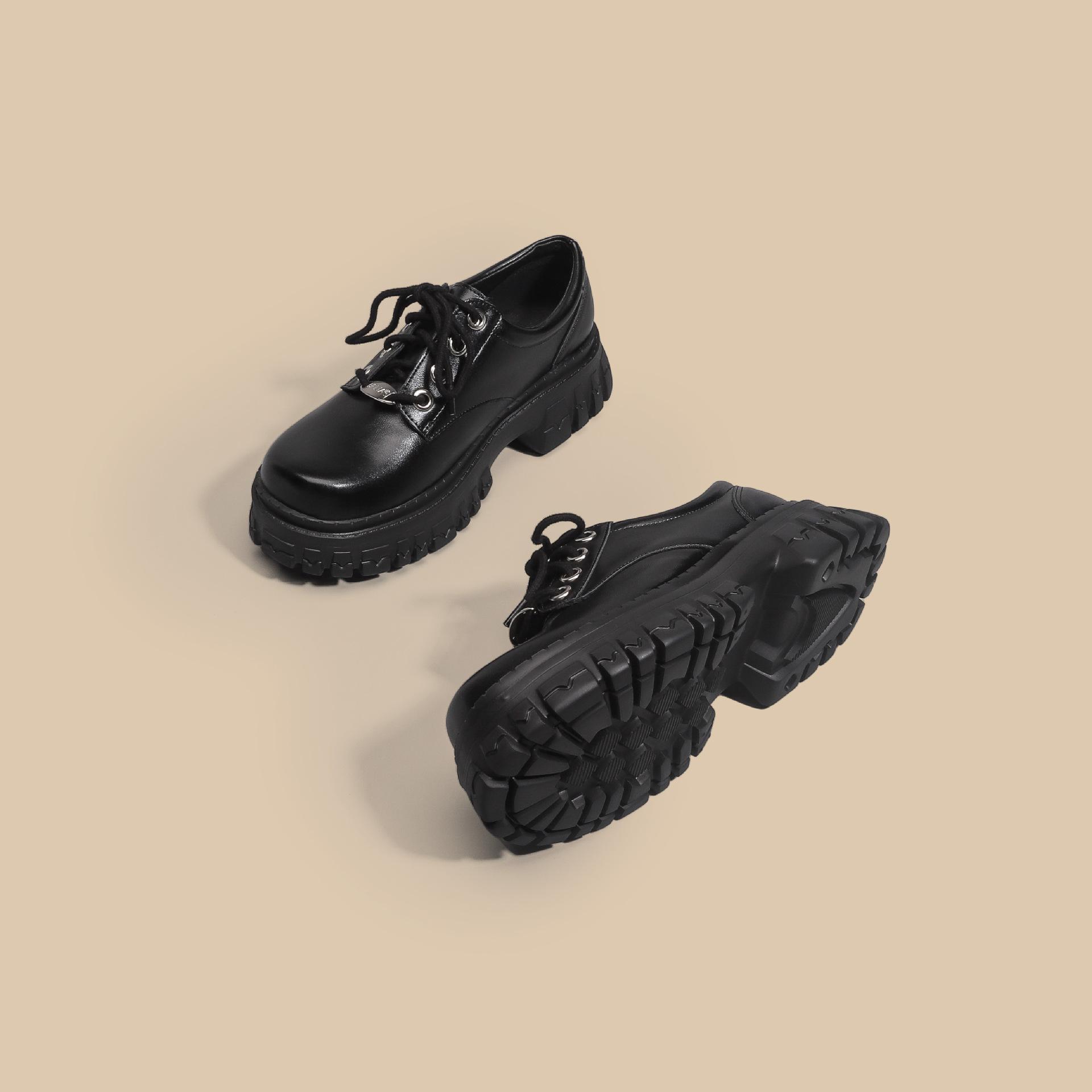 

Маленькие кожаные туфли летние на платформе маффин маленькие черные туфли женские с большой головой кожаные туфли колледж 40