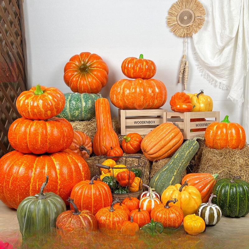 Pumpkin Harvest Festival Props: Farmhouse Halloween Decoration for Mall Displays and Room Ornaments