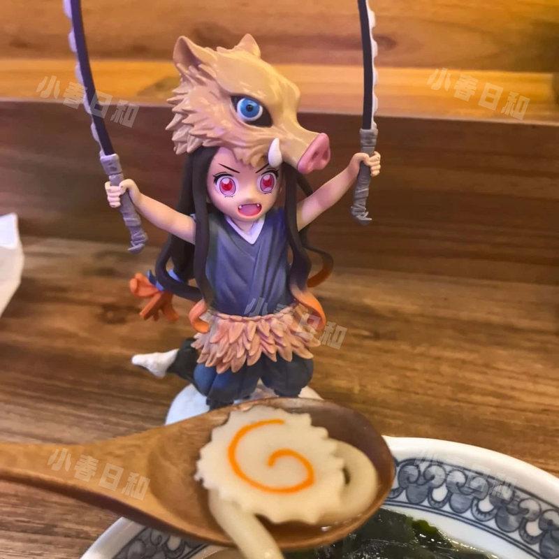 Skladem 20cm Anime Postava Demon Slayer Kamado Nezuko Midouzi Cos Lnosuke Kimetsu Figurka PVC Dekorace Soška Model Hračky Dárek