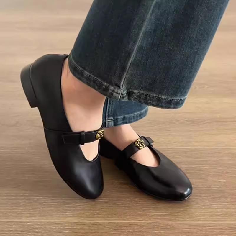 Sheepskin Version~ Retro Camellia Round Head Small Single Shoes for Women with Commuting Low Heels Mary Jane Shoes