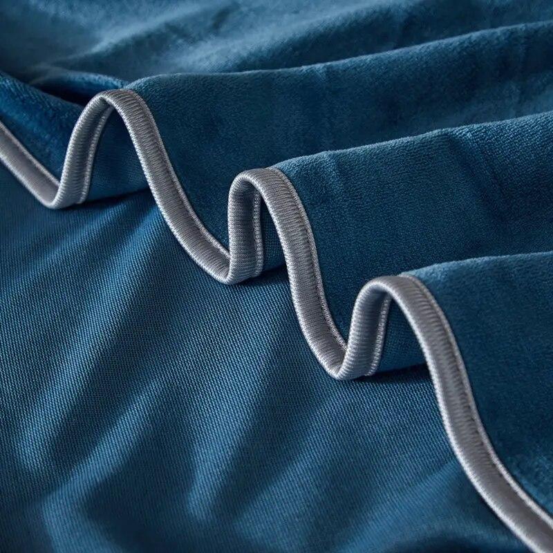 Good Quality Winter Soft Crystal Velvet Flat Sheet Coral Fleece Solid Color Queen King Size Bed Sheet Without Pillowcase