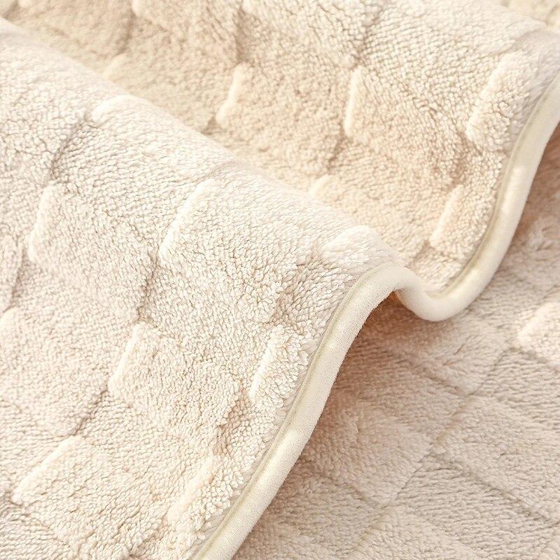 Solid Color Plaid Sofa Cushion Cover Living Room Sofa Cover Cloth Towel Simple Modern Winter Plush Thickening Non-Slip Warm