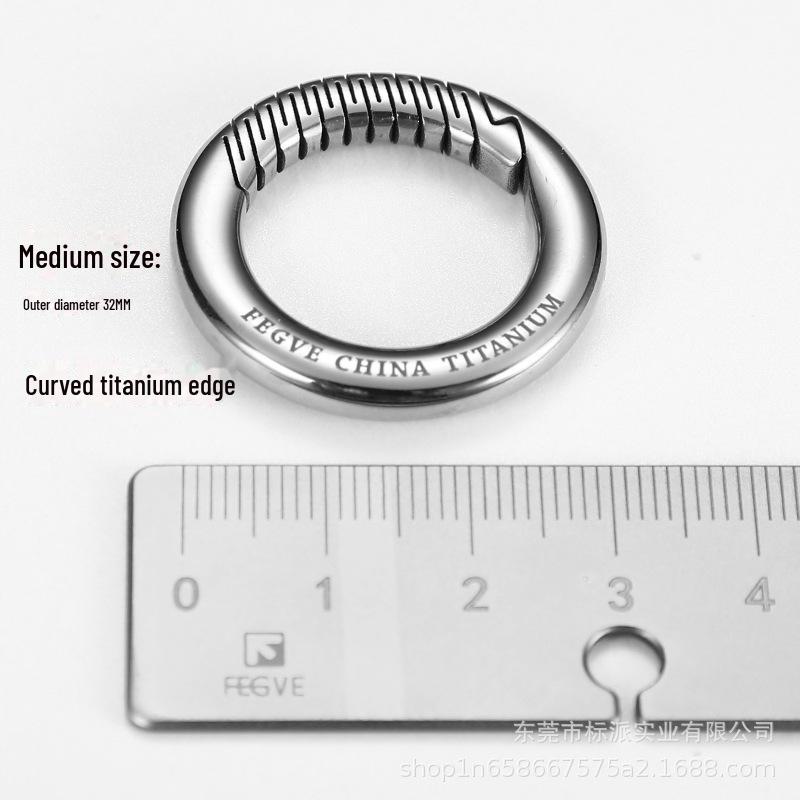 

Мужской изогнутый брелок-подвеска из титанового сплава с пружинной пряжкой